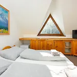 Wellness Astra Pensionat 3*