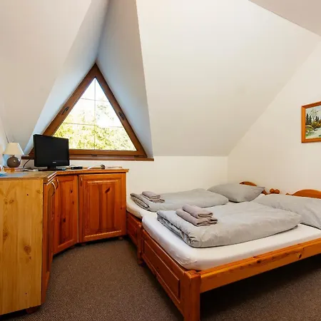 Wellness Astra 招待所