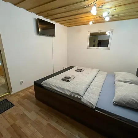 Wellness Astra ゲストハウス Stará Lesná